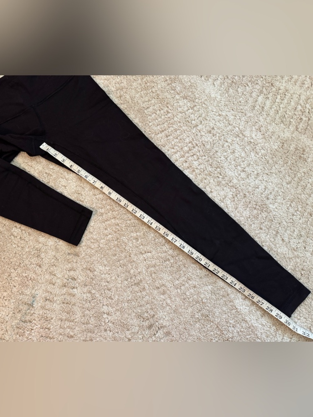 Lululemon solid black long length leggings, size 8 in EUC! - Picture 7 of 7